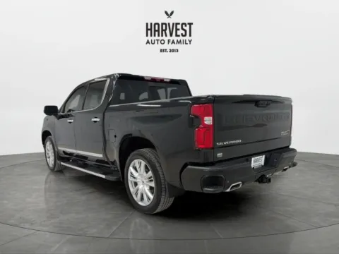 More photos of 2024 Chevrolet Silverado 1500 Crew Cab High Country Pickup 4D 5 3/4 ft at Harvest Auto Family, NE