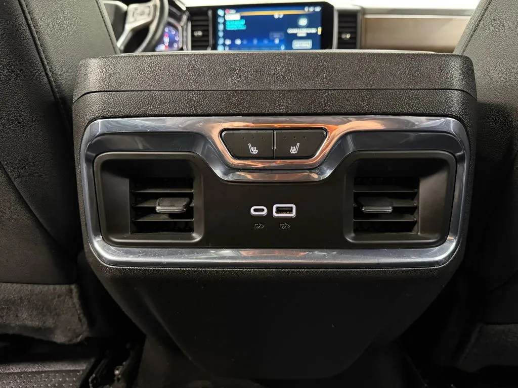 2024 Chevrolet Silverado 1500 High Country - Photo 18