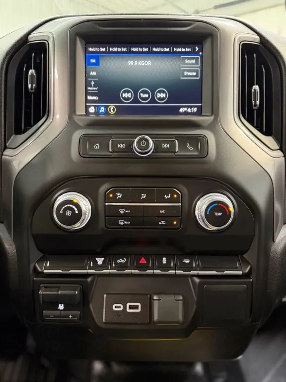 GMC Sierra photo 19