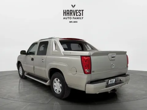 More photos of 2005 Cadillac Escalade EXT Sport Utility Pickup 4D 5 1/4 ft at Harvest Auto Family, NE