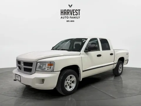 White 2009 Dodge Dakota Crew Cab Big Horn/Lone Star 4D 5 1/4 ft for sale in Wahoo, NE