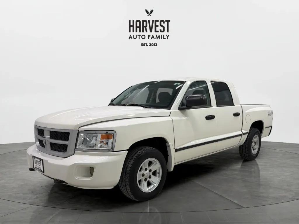 White 2009 Dodge Dakota Crew Cab Big Horn/Lone Star 4D 5 1/4 ft for sale in Wahoo, NE