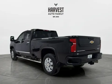 More photos of 2024 Chevrolet Silverado 2500 HD Crew Cab High Country Pickup 4D 8 ft at Harvest Auto Family, NE