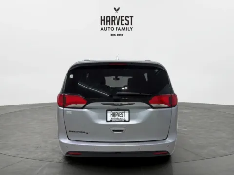 More photos of 2019 Chrysler Pacifica Touring L Minivan 4D at Harvest Auto Family, NE