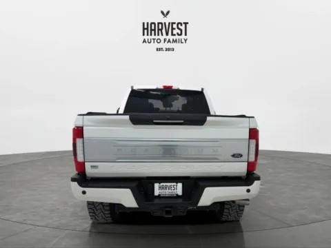More photos of 2018 Ford F250 Super Duty Crew Cab Platinum Pickup 4D 6 3/4 ft at Harvest Auto Family, NE