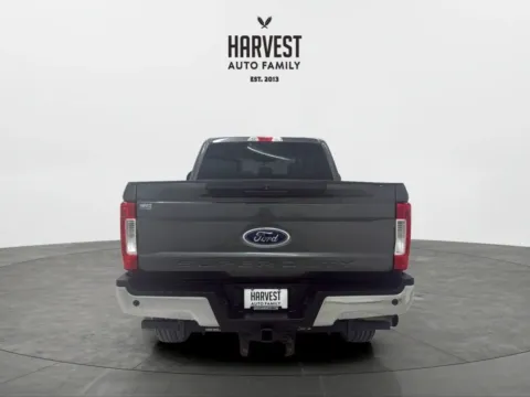 More photos of 2019 Ford F250 Super Duty Crew Cab XLT Pickup 4D 6 3/4 ft at Harvest Auto Family, NE