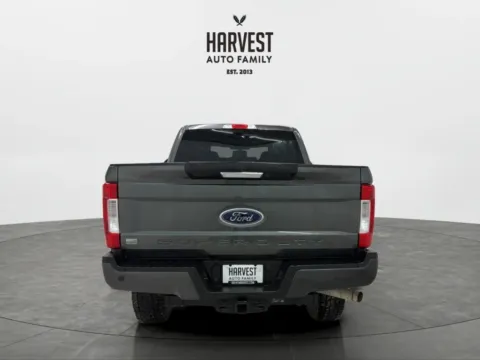 More photos of 2019 Ford F250 Super Duty Crew Cab Lariat Pickup 4D 6 3/4 ft at Harvest Auto Family, NE