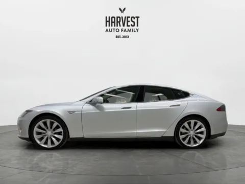 Photos of 2013 Tesla Model S Sedan 4D for sale in Wahoo, NE at Harvest Auto Family