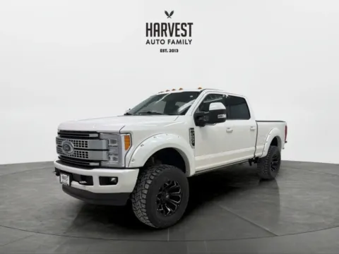 White 2018 Ford F250 Super Duty Crew Cab Platinum Pickup 4D 6 3/4 ft for sale in Wahoo, NE
