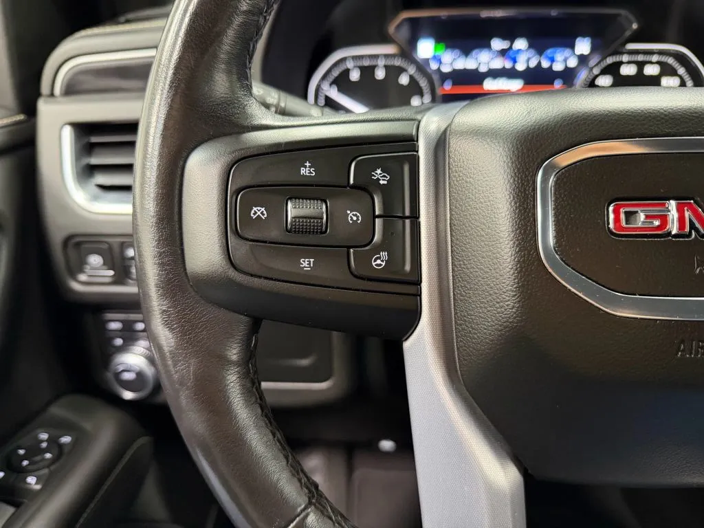 GMC Yukon photo 37