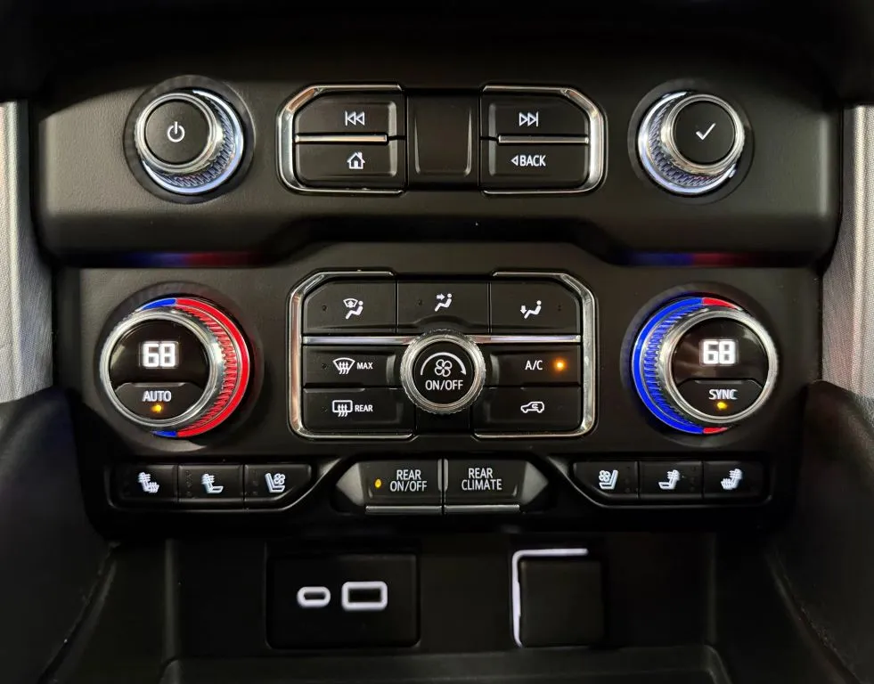 GMC Yukon photo 33