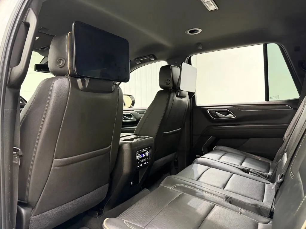 GMC Yukon photo 16
