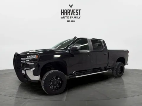 Black 2019 Chevrolet Silverado 1500 Crew Cab LT Pickup 4D 5 3/4 ft for sale in Wahoo, NE