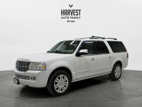 White 2013 Lincoln Navigator L Sport Utility 4D for sale in Wahoo, NE