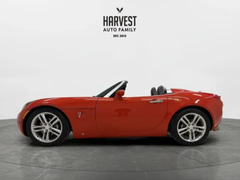 More photos of 2009 Pontiac Solstice Street Edition Convertible 2D at Harvest Auto Family, NE