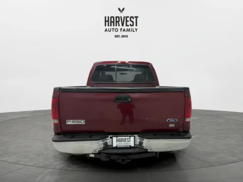 More photos of 2006 Ford F250 Super Duty Crew Cab XLT Pickup 4D 6 3/4 ft at Harvest Auto Family, NE