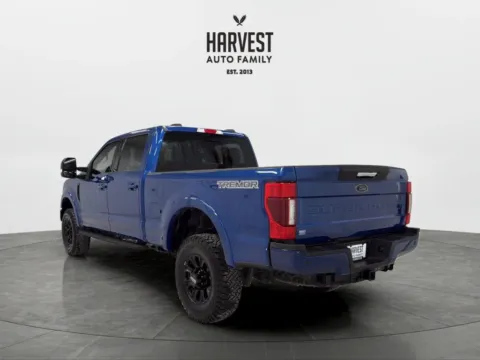 More photos of 2022 Ford F250 Super Duty Crew Cab Lariat Pickup 4D 6 3/4 ft at Harvest Auto Family, NE
