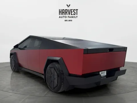 More photos of 2024 Tesla Cybertruck All-Wheel Drive Pickup 4D 6 ft at Harvest Auto Family, NE