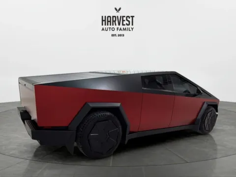 More photos of 2024 Tesla Cybertruck All-Wheel Drive Pickup 4D 6 ft at Harvest Auto Family, NE