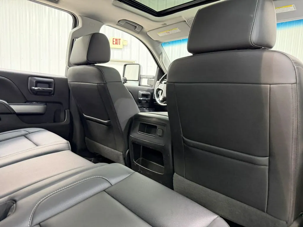 2019 Chevrolet Silverado 2500HD LTZ - Photo 17