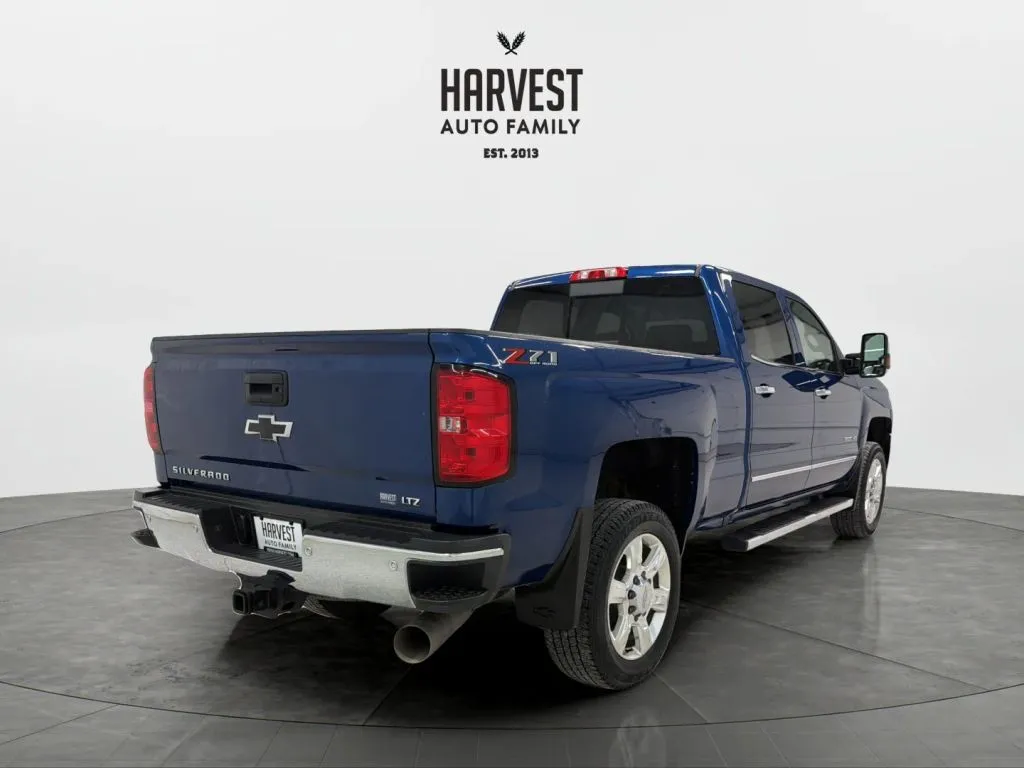 2019 Chevrolet Silverado 2500HD LTZ - Photo 6