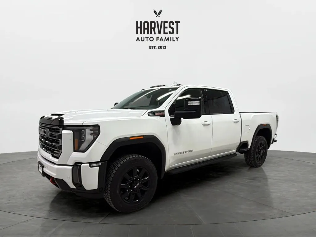 White 2024 GMC Sierra 2500 HD Crew Cab AT4 Pickup 4D 6 1/2 ft for sale in Wahoo, NE