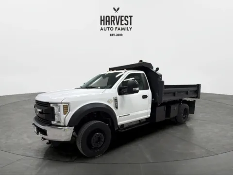White 2019 Ford F550 Super Duty Regular Cab & Chassis XL Cab & Chassis 2D for sale in Wahoo, NE
