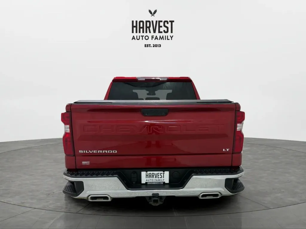 Chevrolet Silverado photo 5