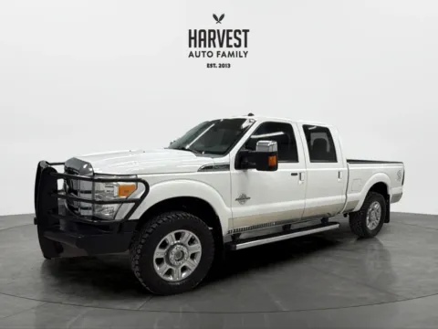 White 2013 Ford F250 Super Duty Crew Cab Lariat Pickup 4D 6 3/4 ft for sale in Wahoo, NE
