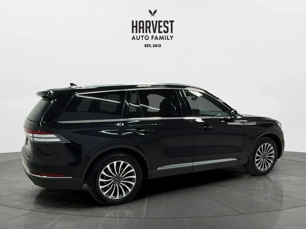 Lincoln Aviator photo 7