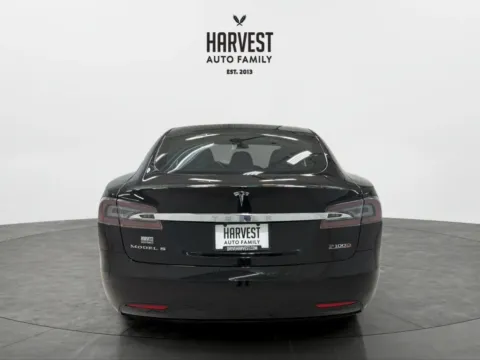 More photos of 2018 Tesla Model S P100D Sedan 4D at Harvest Auto Family, NE