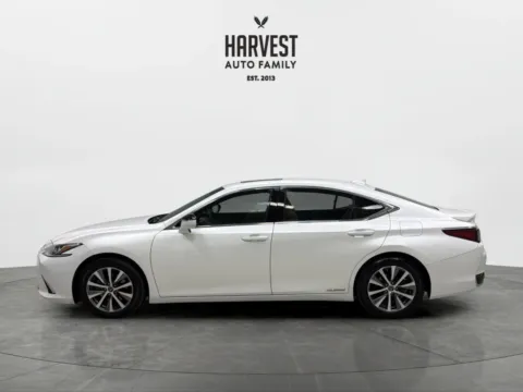 Photos of 2021 Lexus ES 300h Sedan 4D for sale in Wahoo, NE at Harvest Auto Family