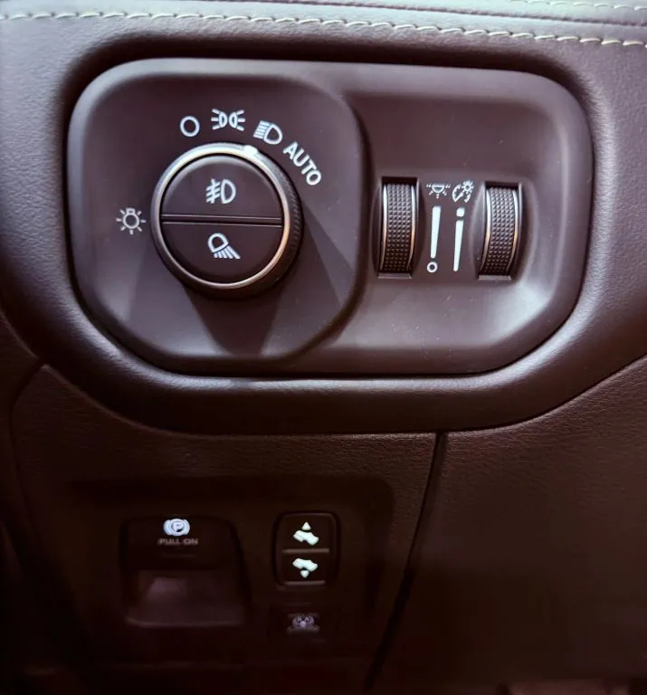 2021 RAM Ram 1500 Pickup Limited - Photo 28
