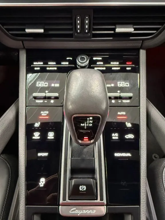 2020 Porsche Cayenne Base - Photo 22