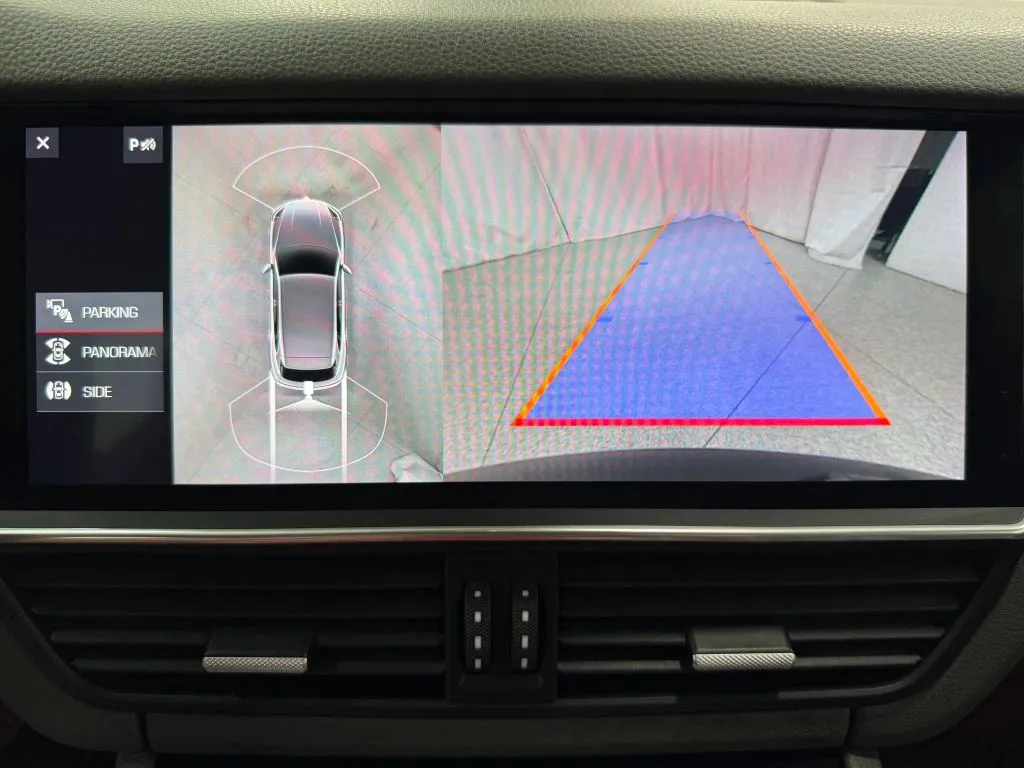 2020 Porsche Cayenne Base - Photo 24