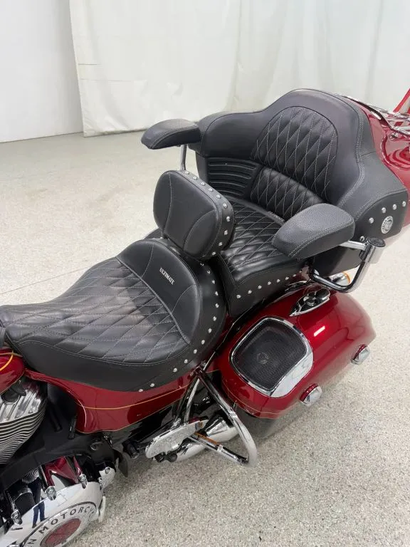 Indian Roadmaster photo 20