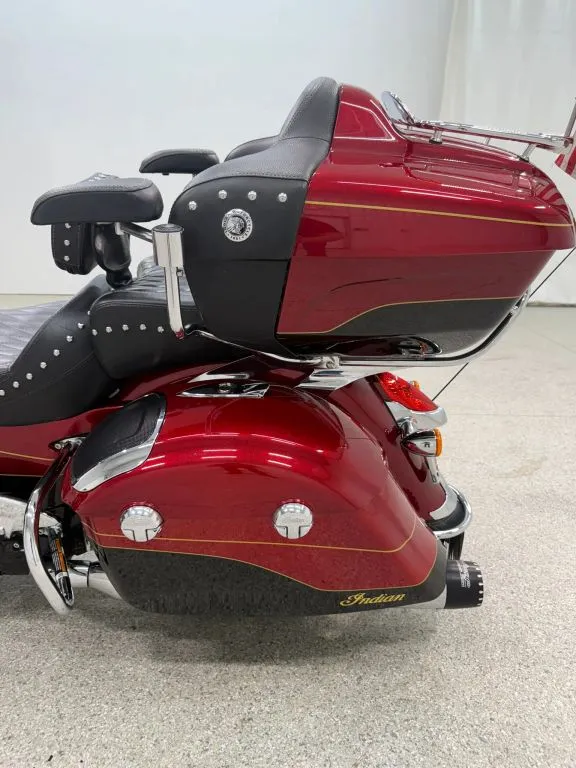 Indian Roadmaster photo 19