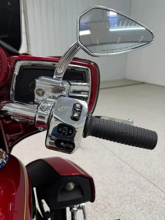 Indian Roadmaster photo 15