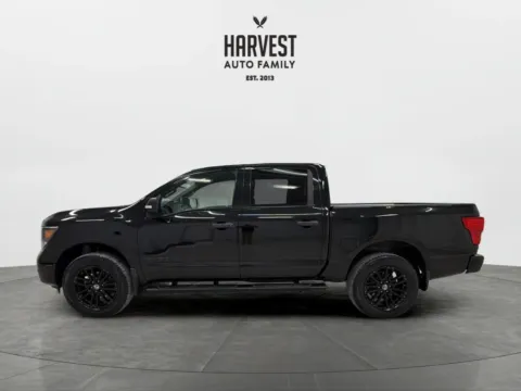 Photos of 2018 Nissan Titan Crew Cab SL Pickup 4D 5 1/2 ft for sale in Wahoo, NE at Harvest Auto Family