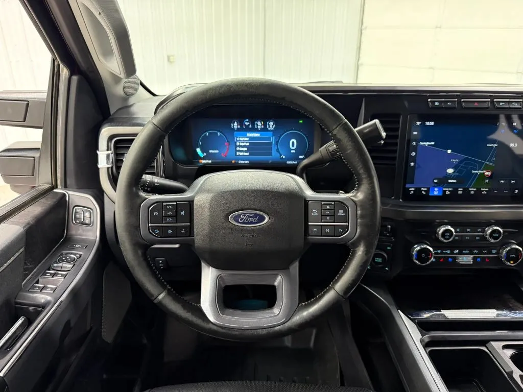 Ford F-350 photo 18