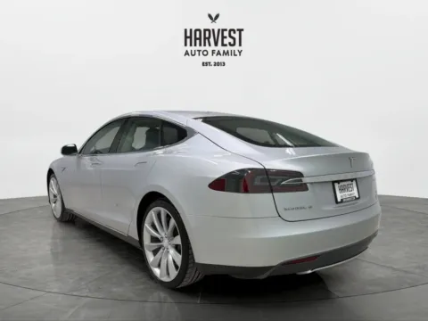 More photos of 2013 Tesla Model S Sedan 4D at Harvest Auto Family, NE