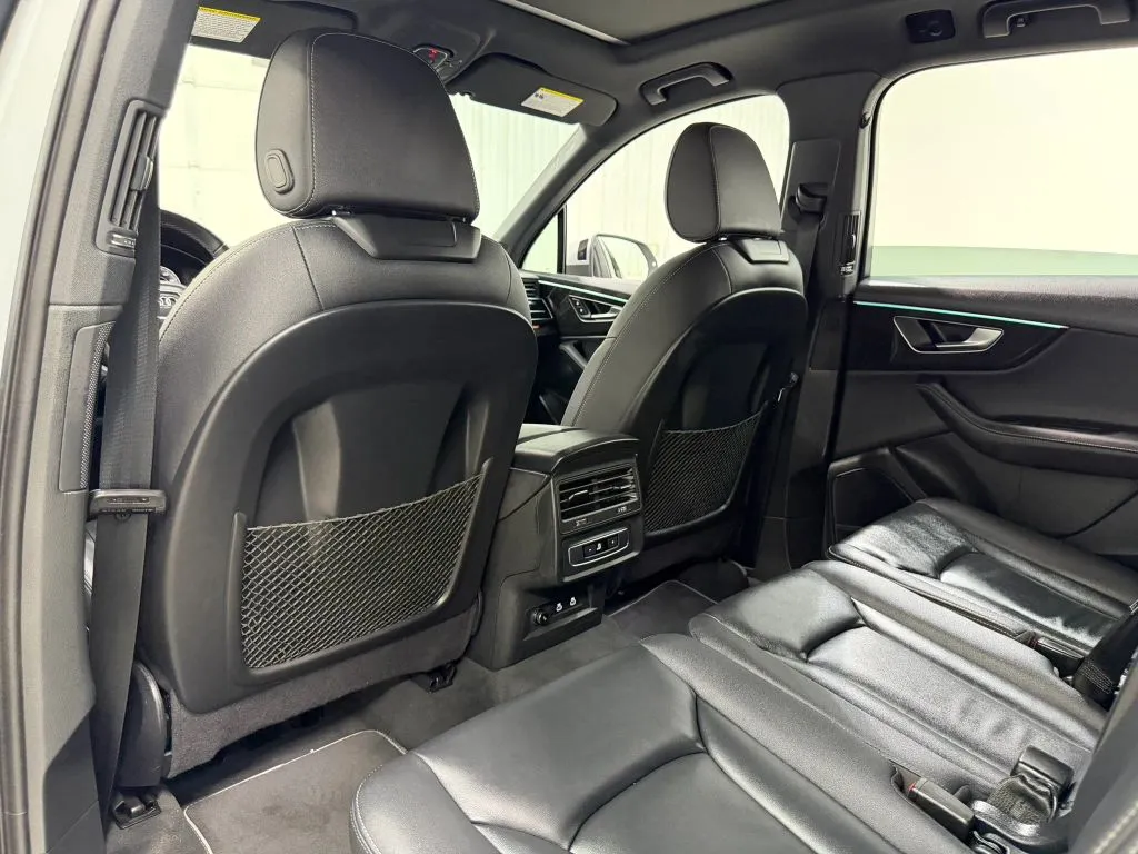 2025 Audi Q7 Premium Plus - Photo 16