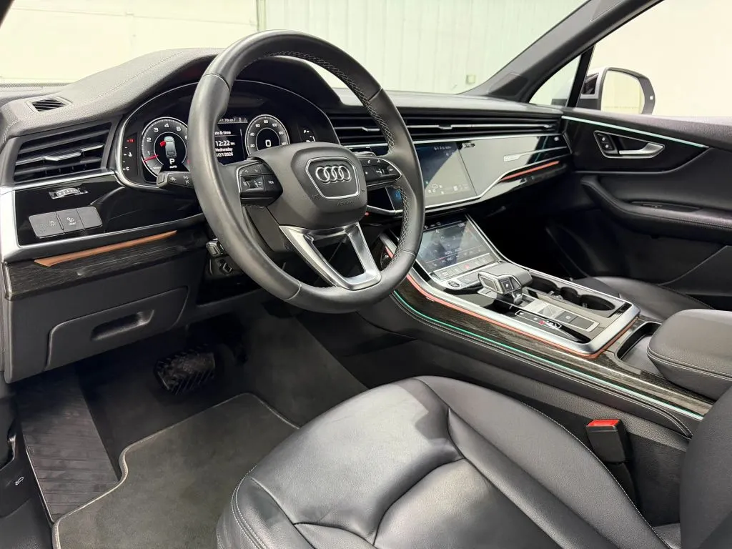 2025 Audi Q7 Premium Plus - Photo 12