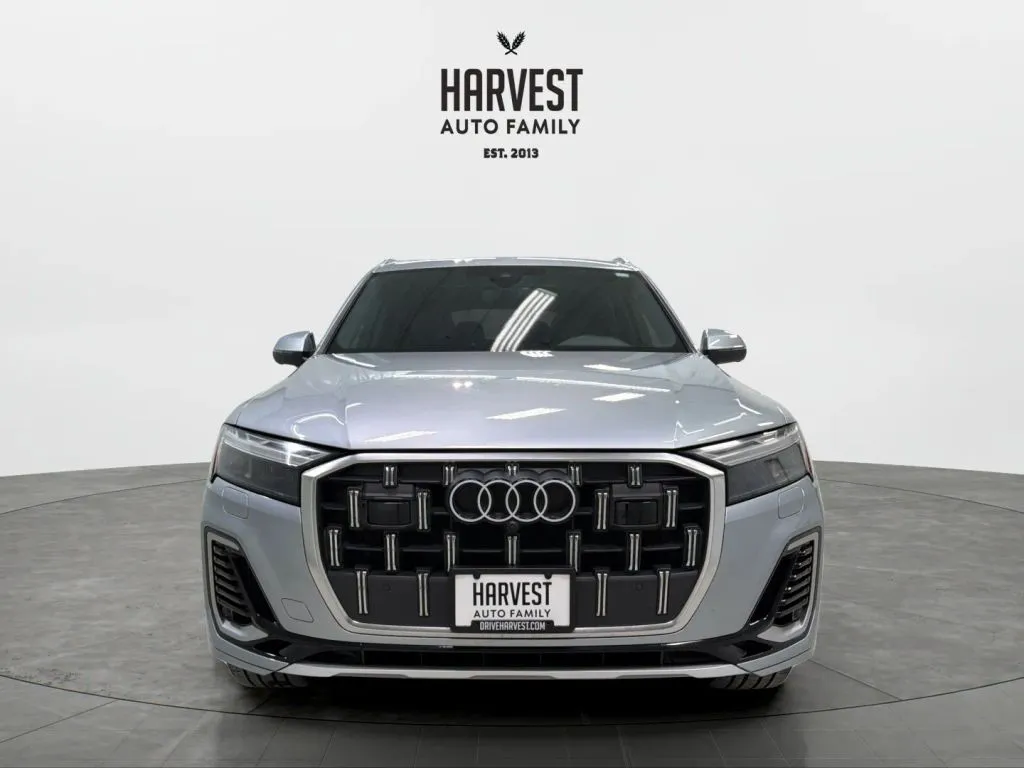 2025 Audi Q7 Premium Plus - Photo 11