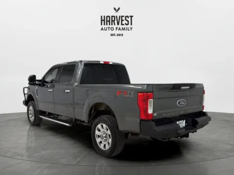 More photos of 2018 Ford F250 Super Duty Crew Cab Lariat Pickup 4D 6 3/4 ft at Harvest Auto Family, NE
