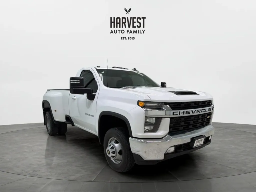 Chevrolet 3500HD photo 9