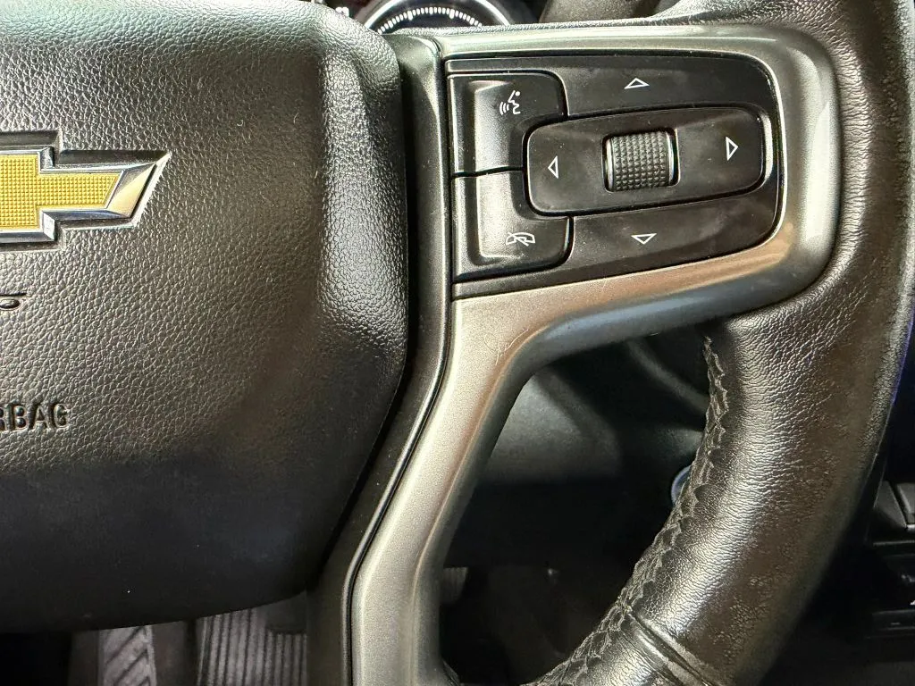 Chevrolet 3500HD photo 29