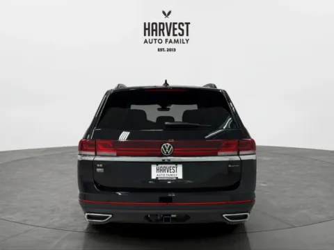 More photos of 2026 Volkswagen Atlas SE 4MOTION w/Tech Pkg Sport Utility 4D at Harvest Auto Family, NE