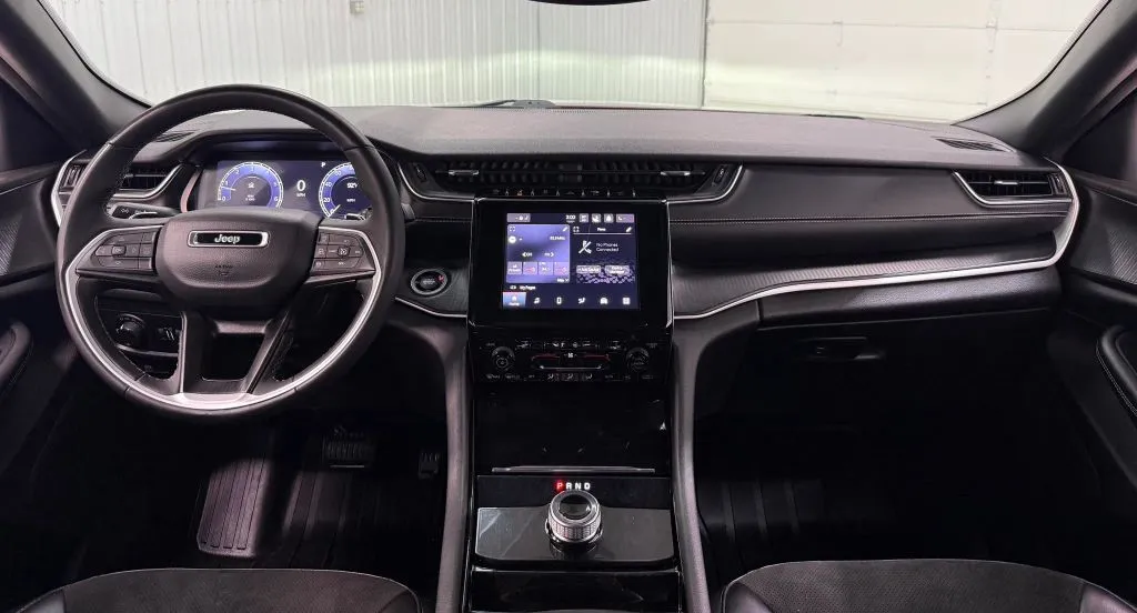Jeep Grand Cherokee L photo 13