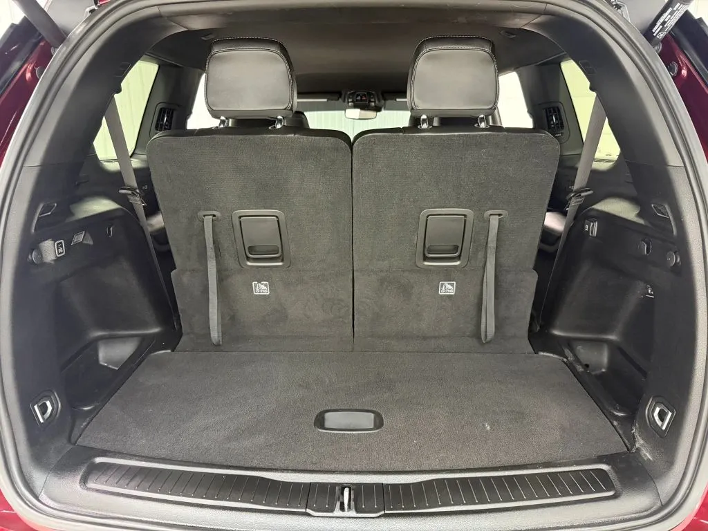 Jeep Grand Cherokee L photo 18